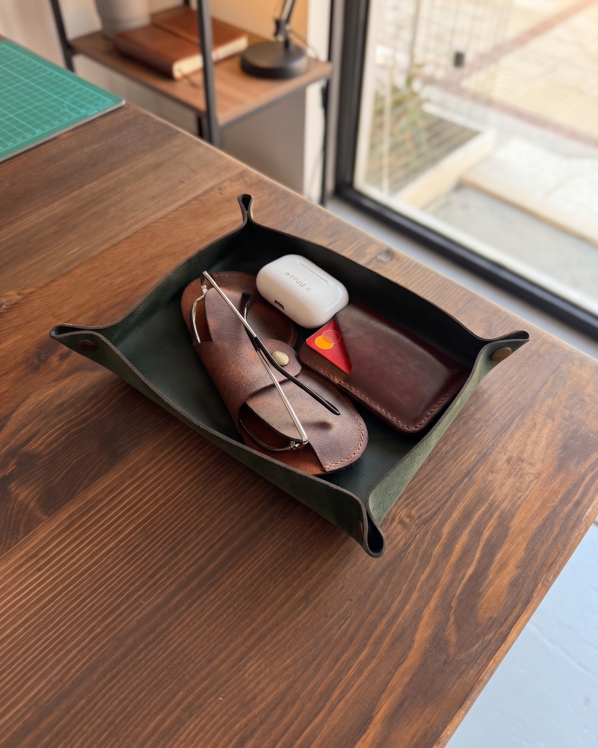 Valet - Hakiki Deri Masa Düzenleyici & Organizer Tepsi (EDC Tray)