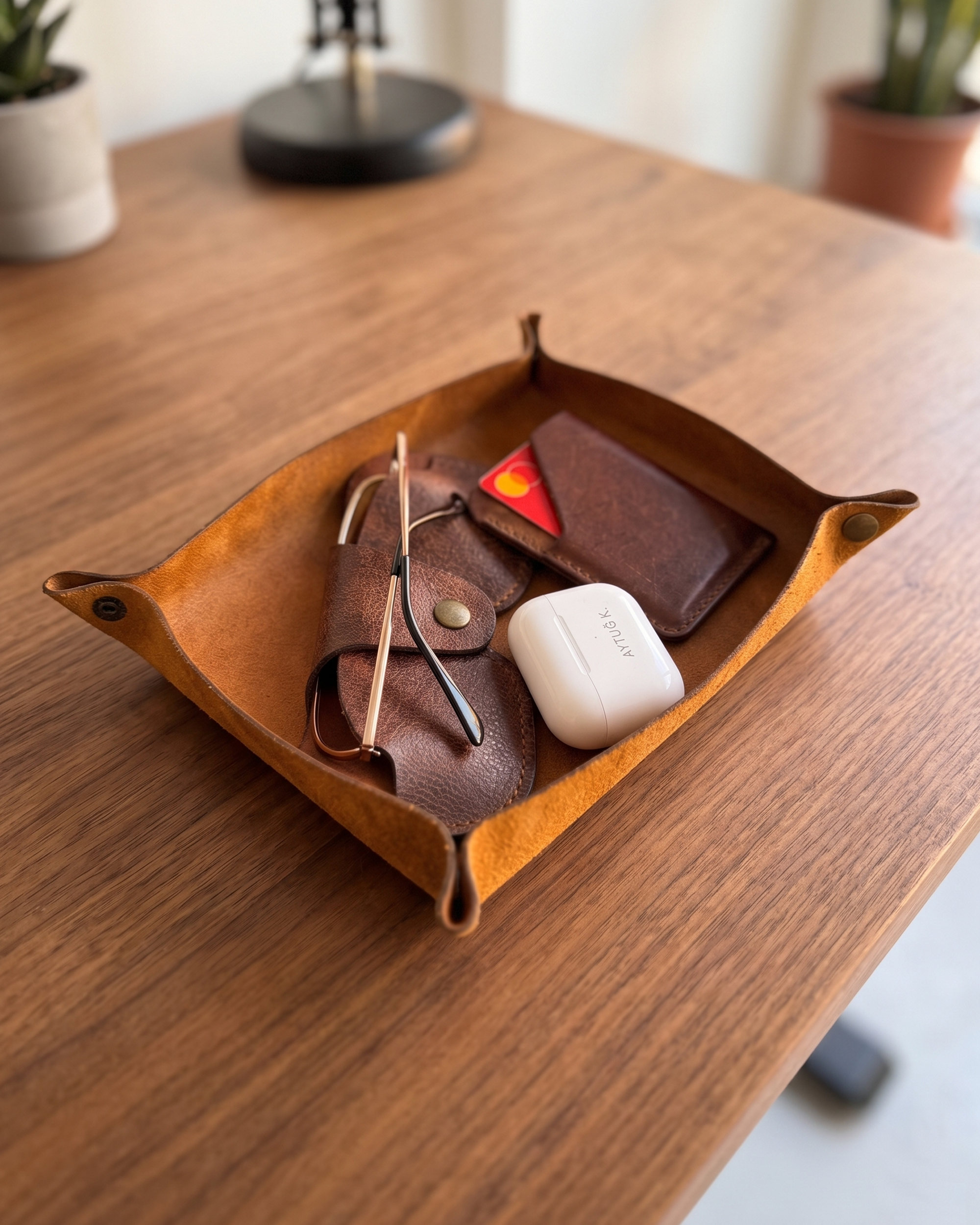 Valet - Hakiki Deri Masa Düzenleyici & Organizer Tepsi (EDC Tray)